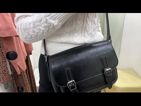 ❤️ Masturbazione pubblica della giovane cagna FeralBerry con un dildo nel camerino ☑ Porno fatto in casaal it.pornoklinge.ru